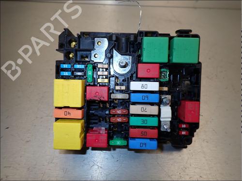 Used Fuse box Fuse box CITROËN C3 III (SX) 1.2 VTi 68 (68 hp) 34026733 34026733