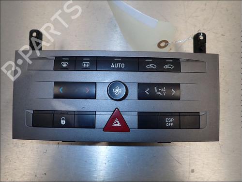 Used Climate control Climate control PEUGEOT 407 (6D_) 1.6 HDi 110 (6D9HZC, 6D9HYC) (109 hp) 34012635 34012635