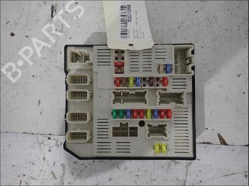 Used Fuse box Fuse box RENAULT LAGUNA III (BT0/1) 1.5 dCi (BT00, BT0A, BT0T, BT1J) (110 hp) 34023492 34023492