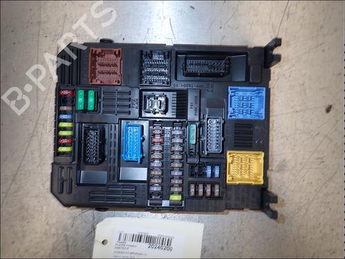 Used Fuse box Fuse box CITROËN C3 AIRCROSS II (2R_, 2C_) 1.2 PureTech 130 (2RHNYH) (131 hp) 34026265 34026265