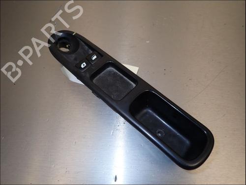 Used Left front window switch Left front window switch PEUGEOT 207 (WA_, WC_) 1.4 HDi (68 hp) 39225119 39225119