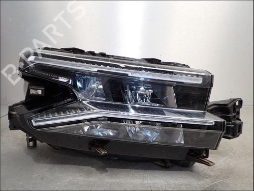 Used Right headlight Right headlight CITROËN C5 AIRCROSS (A_) 1.5 BlueHDi 130 (ACYHZJ, ACYHZR) (131 hp) 35807765 35807765