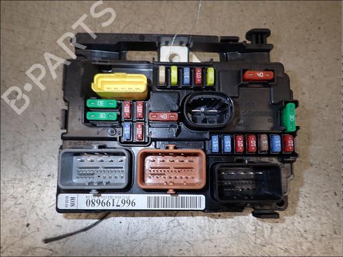 fuse-box-citroen-c3-ii-sc_-2009-34019733 main image