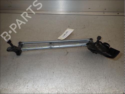 Used Front wipers mechanism Front wipers mechanism BMW 1 (F20) 116 d (116 hp) 34033385 34033385