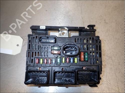 fuse-box-peugeot-407-6d_-2004-2005-2006-2007-2008-2009-2010-2011-34015936 main image
