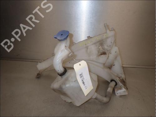 Used Windscreen washer tank Windscreen washer tank VOLVO C30 (533) 2.0 D (136 hp) 34031330 34031330