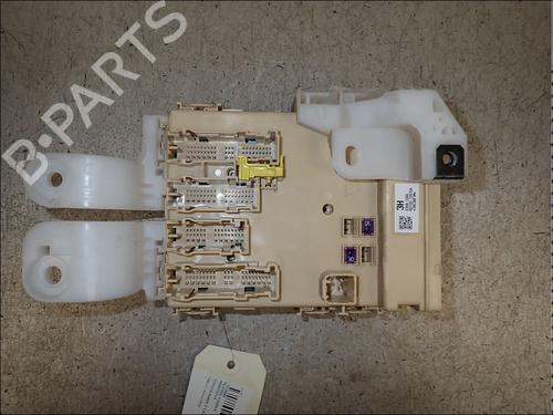 Used Fuse box Fuse box TOYOTA AURIS Estate (_E18_) 1.4 D-4D (NDE180_) (90 hp) 34011964 34011964