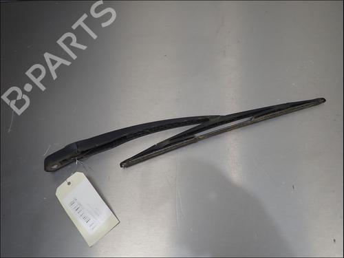 Used Rear windshield wiper arm Rear windshield wiper arm 39398154 39398154