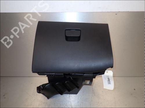 Vano posta oggetti Vano posta oggetti CITROËN C3 AIRCROSS II (2R_, 2C_) 1.2 PureTech 130 (2RHNYH) (131 hp) 34025041 34025041