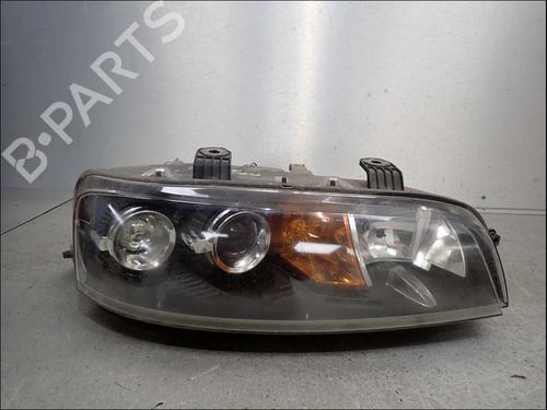Used Right headlight Right headlight 37065714 37065714
