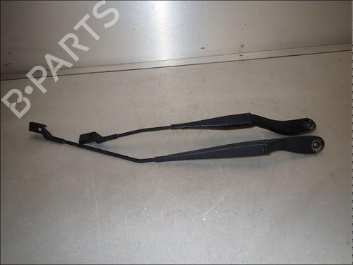 front-windshield-wiper-arm-volvo-c30-533-2006-2007-2008-2009-2010-2011-2012-2013-34023271 main image