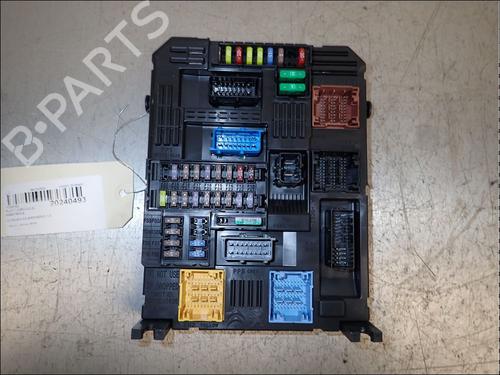 Used Fuse box Fuse box CITROËN C3 AIRCROSS II (2R_, 2C_) 1.2 PureTech 110 (2RHNZB, 2RHNZW, 2RHNPX, 2RHNPJ) (110 hp) 34017629 34017629