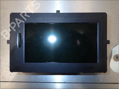 display-monitor-renault-megane-iii-hatchback-bz01_-b3_-2008-34026308 main image