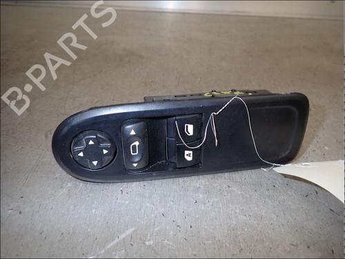 Used Left front window switch Left front window switch CITROËN C3 II (SC_) 1.4 HDi 70 (SC8HZC, SC8HR0, SC8HP4) (68 hp) 34036211 34036211