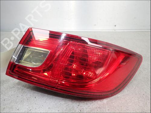right-taillight-renault-clio-iv-bh_-2012-2013-2014-2015-2016-2017-2018-2019-2020-2021-36459468 main image