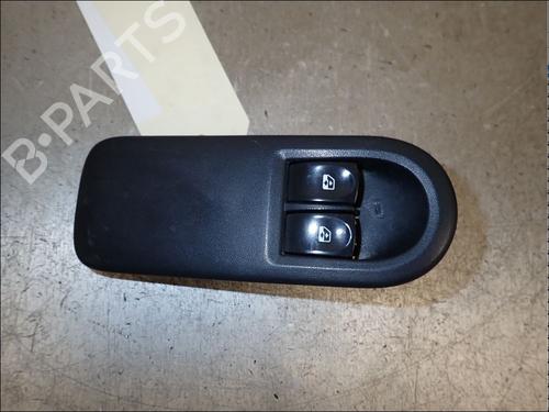 Used Left front window switch Left front window switch RENAULT CLIO III (BR0/1, CR0/1) 1.5 dCi (C/BR0G, C/BR1G) (68 hp) 34012721 34012721