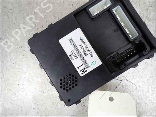 Fuse box SUZUKI GRAND VITARA II (JT, TE, TD) 1.9 DDiS All-wheel Drive (JT419, TD44, JB419WD, JB419XD,... | BP37065607E1 - Image 2