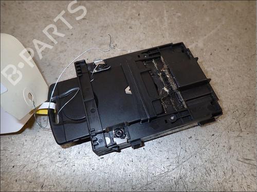 Used Card reader Card reader RENAULT SCÉNIC III (JZ0/1_) 1.9 dCi (JZ0J, JZ1J, JZ1K, JZ1S) (131 hp) 34015168 34015168