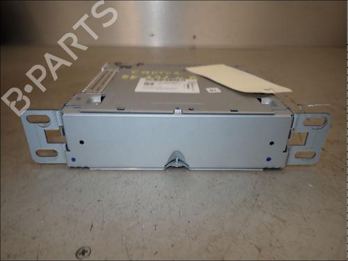 Used Radio Radio RENAULT CAPTUR I (J5_, H5_) 1.5 dCi 110 (110 hp) 34023056 34023056