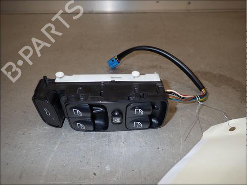 Used Left front window switch Left front window switch MERCEDES-BENZ C-CLASS (W203) C 220 CDI (203.008) (150 hp) 34029830 34029830