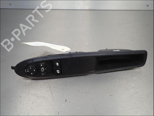 Used Left front window switch Left front window switch CITROËN DS3 (SA_) 1.6 THP 155 (156 hp) 40068868 40068868