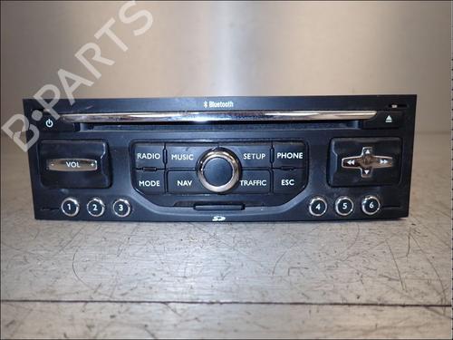 Used Radio Radio 34023002 34023002