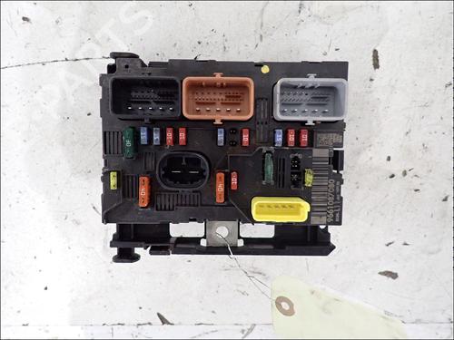Used Fuse box Fuse box PEUGEOT 307 Break (3E) 1.6 HDi 110 (109 hp) 34016194 34016194