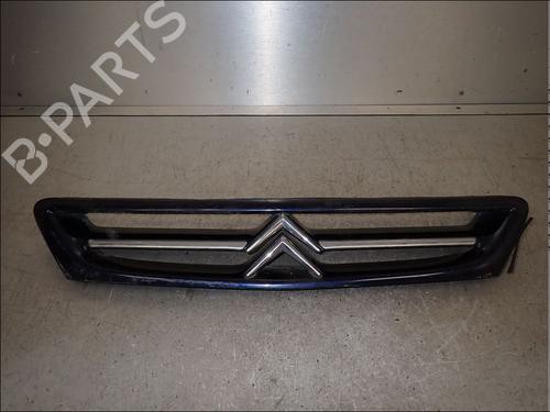 Used Grille CITROËN XSARA (N1) 1.9 D 4562841 | B-Parts