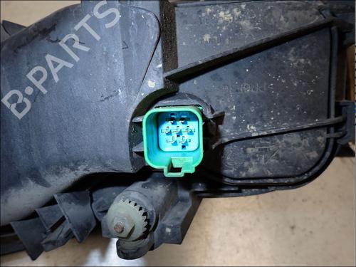 Right headlight FORD MONDEO III (B5Y) 2.0 16V TDDi / TDCi | BP34026982C29 - Image 3