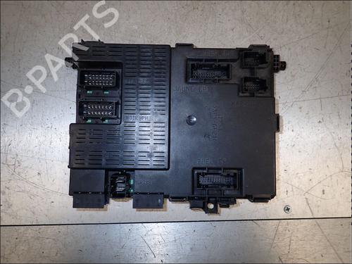 Used Fuse box Fuse box CITROËN XSARA (N1) 2.0 HDi 90 (90 hp) 34023131 34023131