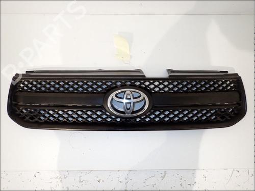 grille-toyota-rav-4-ii-_a2_-2000-2001-2002-2003-2004-2005-34016889 main image