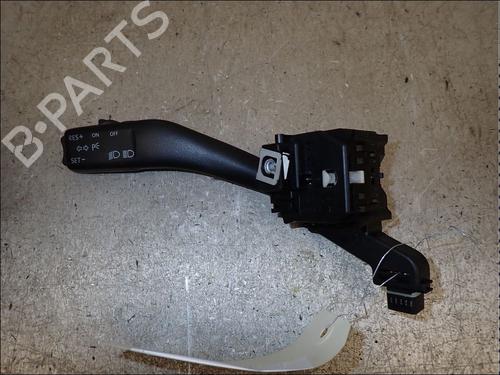 Commande de phare Commande de phare VW TOURAN (1T1, 1T2) 2.0 TDI (136 hp) 34018143 34018143