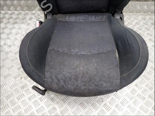 Left front seat PEUGEOT 206 SW (2E/K) 2.0 HDi | BP38613935C15 - Image 2