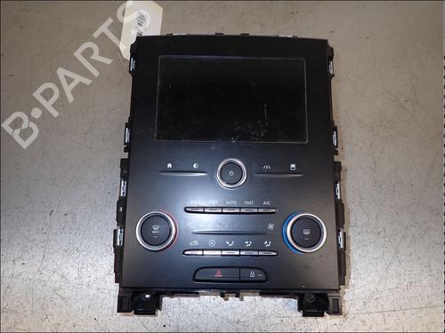 Used Display monitor Display monitor RENAULT MEGANE IV Hatchback (B9A/M/N_) 1.3 TCe 140 (B9NB) (140 hp) 34011413 34011413