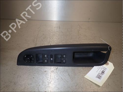 Used Left front window switch Left front window switch VW GOLF V (1K1) 2.0 TDI (136 hp) 34028287 34028287