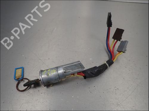 Used Ignition barrel Ignition barrel PEUGEOT 106 I (1A, 1C) 1.1 (60 hp) 40462606 40462606
