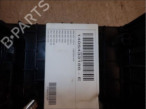 Fuse box VW TIGUAN (5N_) 2.0 TDI | BP34031297E1 - Image 5
