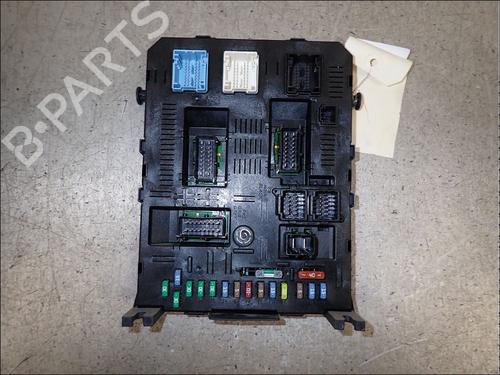 Used Fuse box Fuse box PEUGEOT 307 (3A/C) 1.6 HDi (90 hp) 34035877 34035877