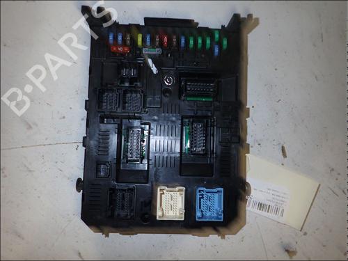 Used Fuse box Fuse box CITROËN C5 III (RD_) 2.2 HDi (RD4HTH) (170 hp) 34023871 34023871