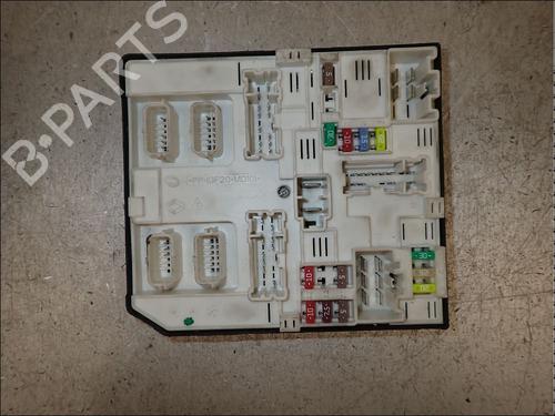 fuse-box-renault-master-iii-van-fv-2010-34030526 main image
