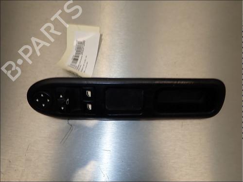 Used Left front window switch Left front window switch PEUGEOT 407 (6D_) 1.6 HDi 110 (6D9HZC, 6D9HYC) (109 hp) 34025694 34025694