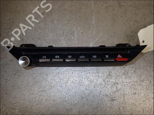 Used Climate control Climate control PEUGEOT 308 III (FB_, FH_, FP_, F3_, FM_) BlueHDi 130 (FBYHZL, FBYHZT) (131 hp) 35773304 35773304