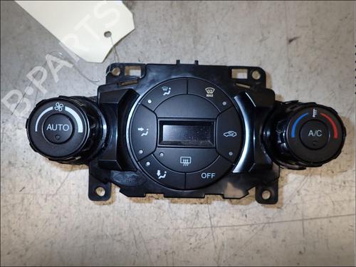Used Climate control Climate control 34010558 34010558