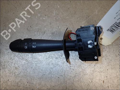 Used Headlight switch Headlight switch RENAULT CLIO II (BB_, CB_) 1.2 (BB0A, BB0F, BB10, BB1K, BB28, BB2D, BB2H, CB0A,... (58 hp) 34034410 34034410