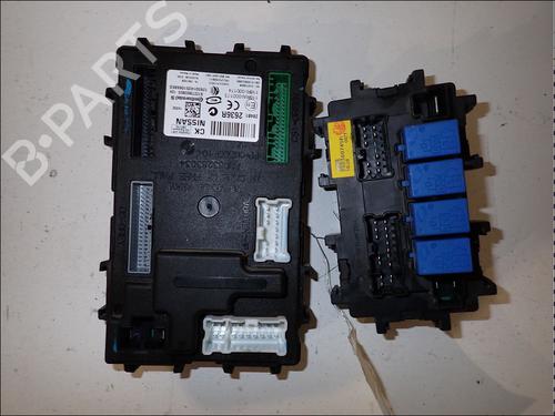Used Fuse box Fuse box RENAULT KOLEOS I (HY_) 2.0 dCi 4x4 (HY0B) (173 hp) 34025181 34025181