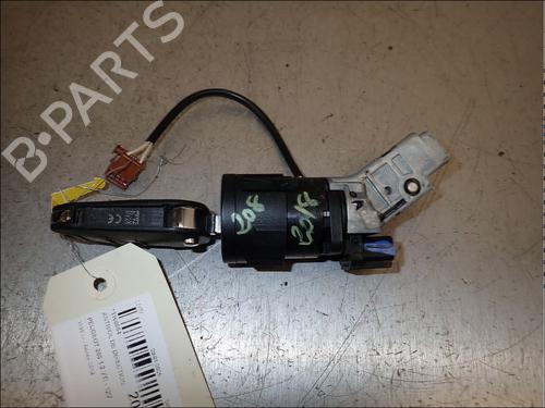 Used Ignition barrel Ignition barrel PEUGEOT 208 I (CA_, CC_) 1.2 VTi 68 / PureTech 68 (68 hp) 34016536 34016536