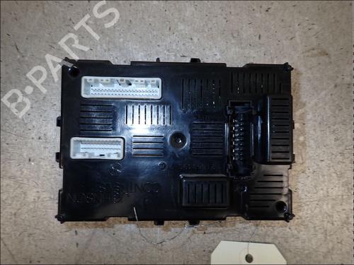 fuse-box-renault-clio-iii-br01-cr01-2005-2006-2007-2008-2009-2010-2011-2012-2013-2014-34030945 main image