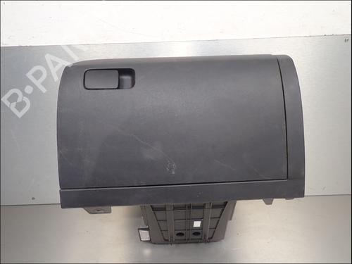 Used Glove box Glove box 39498613 39498613