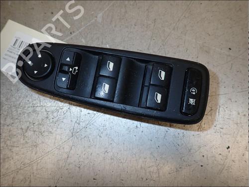 Used Left front window switch Left front window switch CITROËN C4 Grand Picasso I (UA_) 2.0 HDi 150 (150 hp) 34012348 34012348