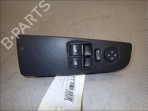 Used Left front window switch Left front window switch FIAT GRANDE PUNTO (199_) 1.3 D Multijet (75 hp) 34030938 34030938
